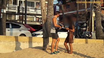 Taylandlı Ateşli Bir Kadınla Ilk Anal Seks Deneyimi