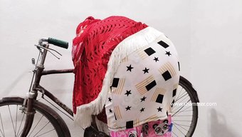 Açık Havada Hint Üniversiteli Kızın Erkek Arkadaşıyla Mms'De Yakalanan Duygusal Bisiklet Yolculuğu