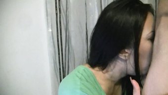 Laura'Nın Boşalma Tutkusu