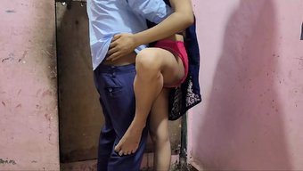 Duygusal Hizmetçinin Büyük Yarraklarla Yoğun Karşılaşması Ve Sert Seks