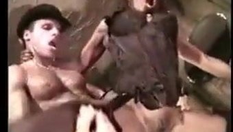 Vintage Erotik Bir Filmde Afrikalı Güzellikler