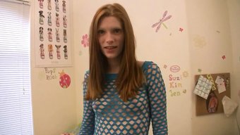 Amelia Rose, Bir Genç Olarak Ilk Kez Softcore Yapıyor