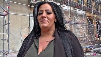 Alman Güzel Şişman Kadınlar Ashley'Nin Sert Sokak Seçmeleri Yoğun Yüz Sikişine Ve Büyük Popo Sikişine Yol Açıyor