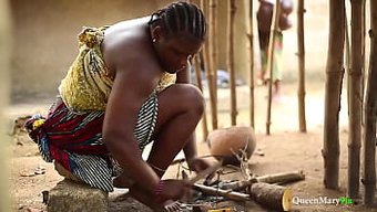 Afrikalı-Amerikalı Koca, Güzel Şişman Karısıyla Yattığı Için Kardeşiyle Yüzleşiyor