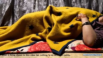 Efendisi Tarafından Yakalanan Pakistanlı Hırsız, Yatakta Beklenmedik Bir Cinsel Karşılaşmaya Yol Açıyor