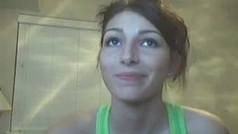 Cutie Bater Ile Şaşırtıcı Ev Yapımı Dildo Oyunu