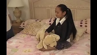 Tombul Bir Alman Fahişeyle Yüz Sikişi Ve Anal Sikiş