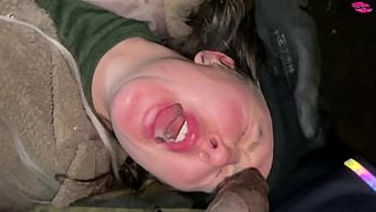 Milf Porno Yıldızıyla Sert Gerçeklik