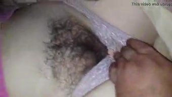 Hamile Karı, Muzlarla Sıcak Seks Sırasında Aşağılanıyor