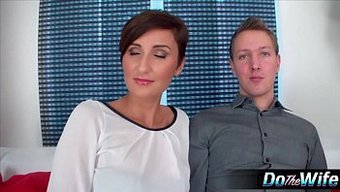 Gabrielle Gucci Tam Bir Pislik Orospu, Sikilmeden Duramıyor.