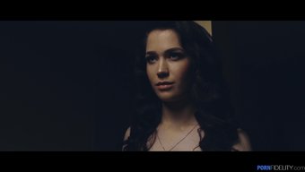 Evelyn Claire Ve Partneri Arasındaki Yoğun Tutku