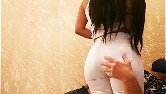 Amatör Latin Kadın Doktor Tarafından Lüks Spartana Videosunda Muayene Ediliyor Ve Sikişiyor