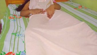 Genç Ofis Kızı, Patronuyla Cinsel Eylemlere Giriyor