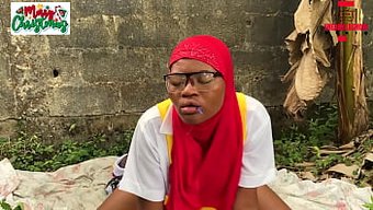 Nijerya'Nın Çiftlik Bahçesi Tutkusu: Sıcak Ido'Nun Derin Boğazı Ve Büyük Yarraklı Tun'Un Sert Eylemi. Daha Fazlası Için Abone Olun