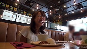 Kanari Tsubaki'Nin Seksi Randevusu, Bir Otele Sürpriz Bir Ziyaretle Sona Eriyor