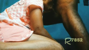 Hintli Milf Teena, Büyük Bir Yarrağı Derin Boğazlayarak Ve Spermleri Yutarak Zevk Alıyor