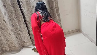 Abi, Hizmetçiden Onu Seks Için Aramasını Istedi.