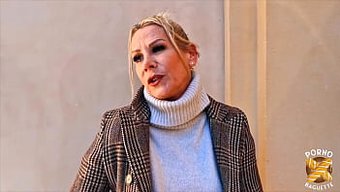 Sarışın Milf Victoria'Nın Genç Erkek Emmanuel Ile Arzulu Buluşması