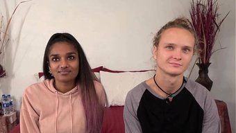 Paraya Muhtaç Amatör Çiftler, Özel Anlarını Kameraya Alıyorlar.