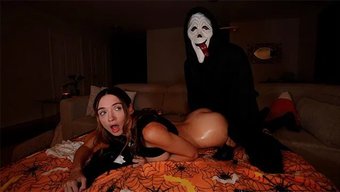 Kadın Orgazmı Ve Cadılar Bayramı Zamanı, Sıcak Bir Kombinasyon