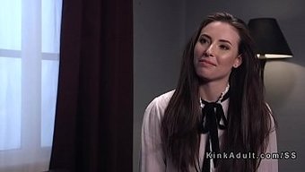 Göğüslü Esmerin Sert Anal Seks Videosu