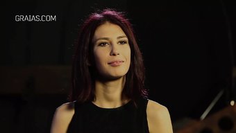 Aida Swinger'In Kızıl Saçlı Müşterisinin Uyluklarındaki Yoğun Kırbaçlama Sahnesi