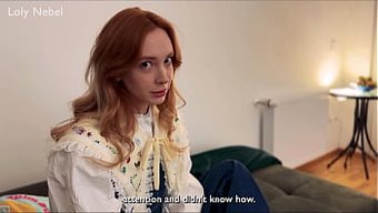 Sınıf Arkadaşı Kinky Oluyor Ve Aynı Gün Tokatlanıp Sikiliyor.