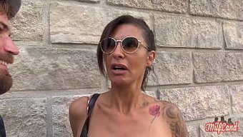 Charlotte'Un Tatmin Edici Bir Penisle Tutkulu Bir Karşılaşması