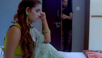 Hint Üvey Kardeşim Acımasızca Beni Beceriyor