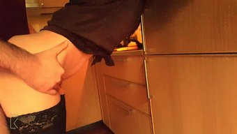 Yemeğini Hazırlarken, Heyecanını Benimle Paylaş