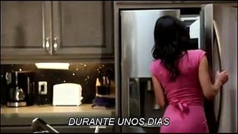 Veronica Avluv, Yasak Bir Üvey Anne-Oğul Buluşmasında