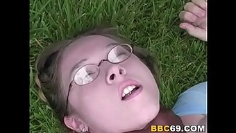 Honey Haven Ve Angel Jay Yoğun Irklararası Çift Penetrasyonda