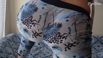 Üvey Kız Kardeş Büyük Poposu Için Cezalandırılıyor