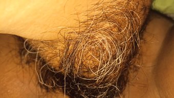 Meksikalı Karısının Dar Amı Ve Hassas Klitorisi Ev Yapımı Bir Videoda Yer Alıyor.