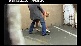 Kadınların Sokaklarda Halka Açık Aşağılanması