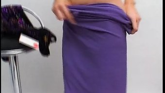 Rus Güzeli Sıkı Amını Kamerada Yalatıp Siktiriyor