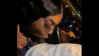 Diamvnd Cartier'In Açık Hava Halk Oral Seks Ve Twerk Seansı