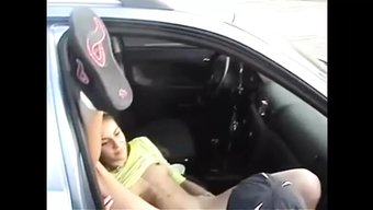 Rumen Bir Fahişe Olan Kitty Salieri, Kamyonda Alınıp Seks Yapıyor