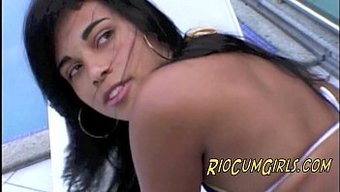 Brezilyalı Bebek Yüzüne Ve Götüne Sikişiyor