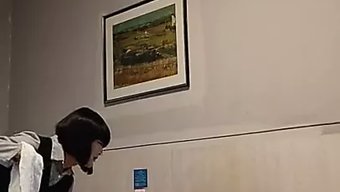 Olgun Ladyboy Ve Asyalı Dedenin Karşılıklı Zevk Seansı