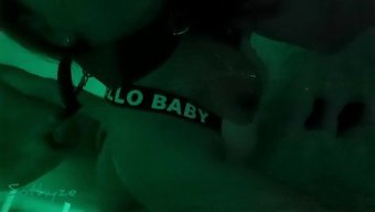 Fransız Ev Arkadaşları Sert Seks Ve Iç Boşalma Ile Kendilerini Şımartıyorlar