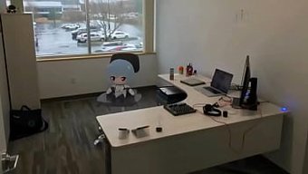 Chikita'Nın Komik Sandalyesi Dönüyor: Meme Değerinde Bir An