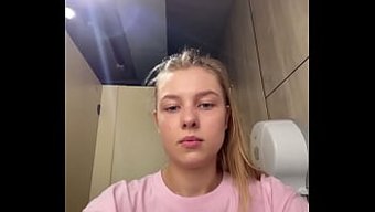 Halka Açık Parmaklama Ve Oyuncak Oyunu, Sert Sonla Bitiyor.