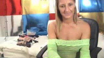 Zilla'Nın Web Kamerasında Yoğun Orgazmı