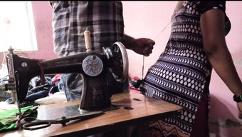 Büyük Göğüslü Hintli Genç, Bikini Içinde Sert Seks Yapıyor