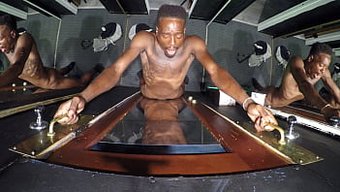 Faphouse'Un Gigi Breeze, Afrikalı Amerikalı Güzelliğiyle Ev Yapımı Bir Video Sunuyor