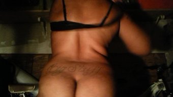 Büyüleyici Bir Kişiliğe Sahip, Şehvetli Bir Esmerle Tanışmanın Heyecanını Yaşayın